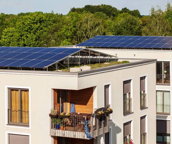solar-panel-house-roof-solar-home-highrise-buildings-with-solar-panels-roof